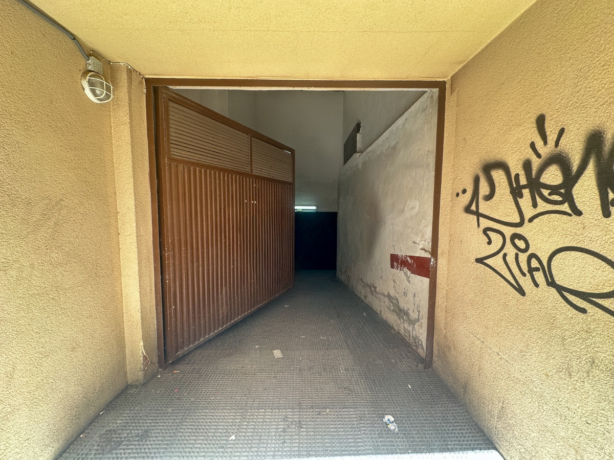 For sale - 1 Bedroom 1 Bathroom Apartment - Middle Floor Apartment in Torrevieja - Torrevieja Centro  - Alicante