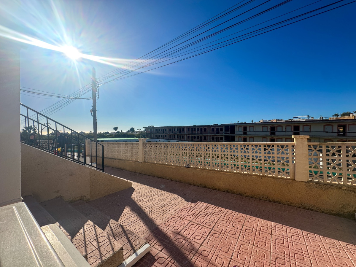 For sale - 1 Bedroom 1 Bathroom Apartment - Ground Floor Apartment in Orihuela - Villamartin  - Alicante