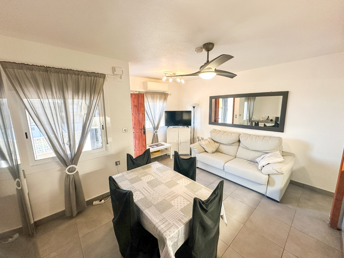 For sale - 1 Bedroom 1 Bathroom Apartment - Ground Floor Apartment in Orihuela - Villamartin  - Alicante