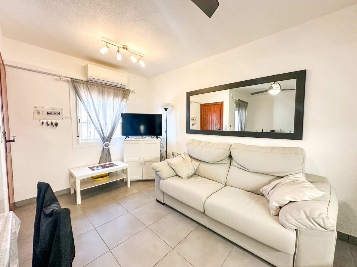 For sale - 1 Bedroom 1 Bathroom Apartment - Ground Floor Apartment in Orihuela - Villamartin  - Alicante