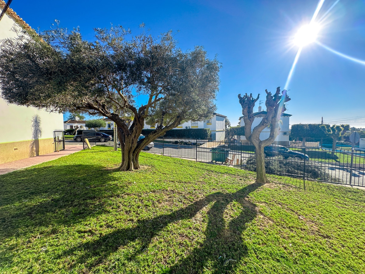 For sale - 1 Bedroom 1 Bathroom Apartment - Ground Floor Apartment in Orihuela - Villamartin  - Alicante