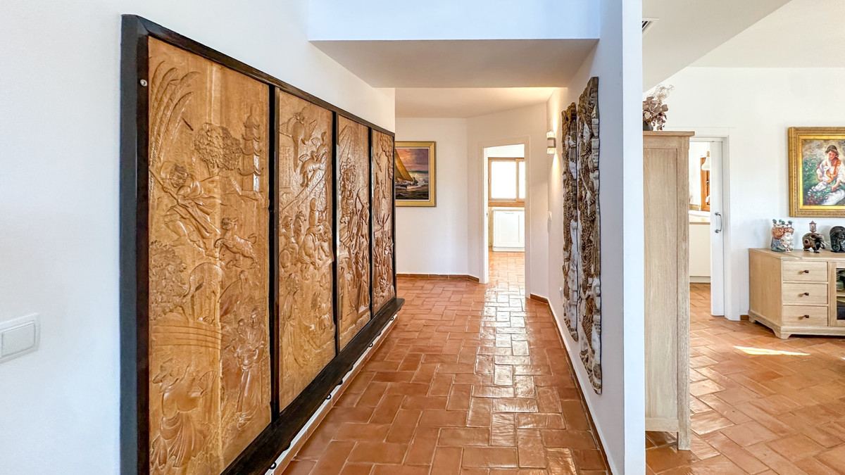 For sale - 7 Bedroom 5 Bathroom House - Detached Villa in Orihuela - Dehesa de Campoamor  - Alicante