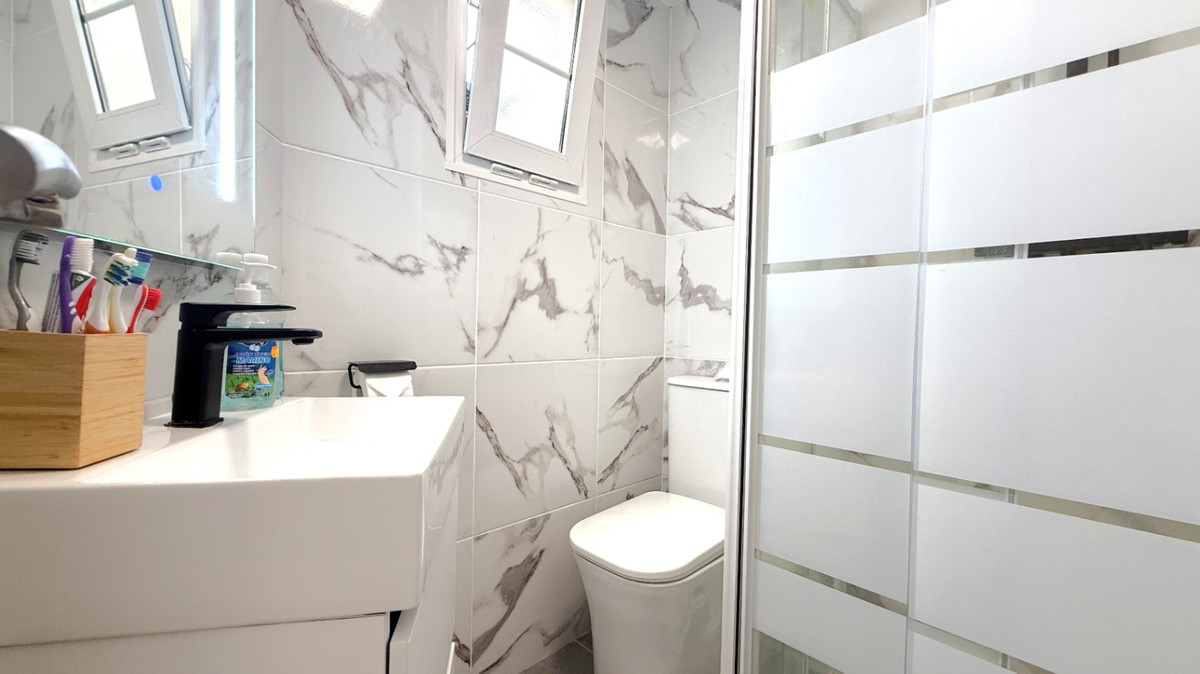 For sale - 2 Bedroom 2 Bathroom House - Semi-Detached House in Orihuela - Orihuela Centro  - Alicante