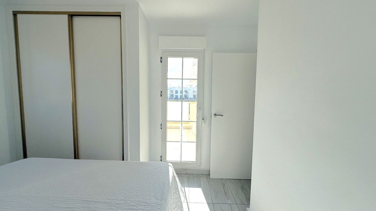 For sale - 2 Bedroom 2 Bathroom House - Semi-Detached House in Orihuela - Orihuela Centro  - Alicante