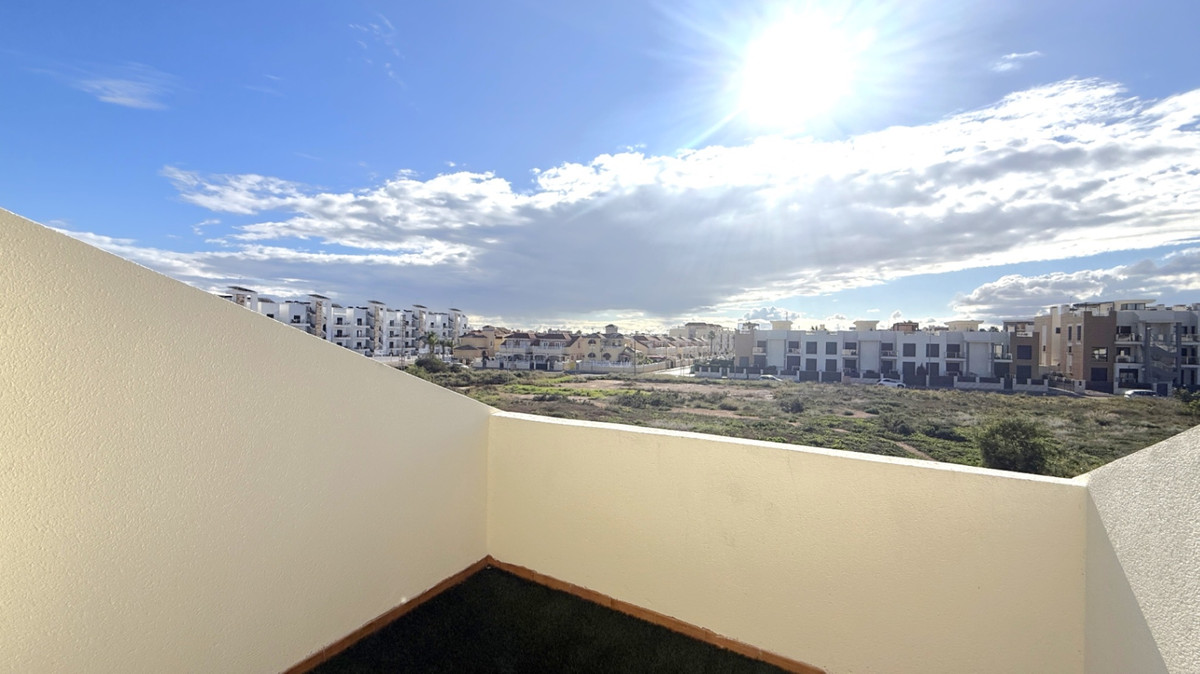 For sale - 2 Bedroom 2 Bathroom House - Semi-Detached House in Orihuela - Orihuela Centro  - Alicante