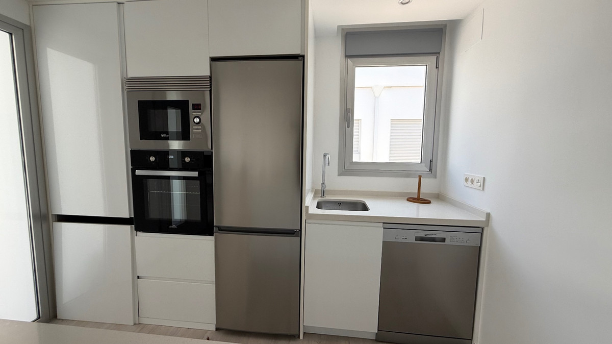 For sale - 5 Bedroom 3 Bathroom House - Semi-Detached House in Orihuela - Orihuela Centro  - Alicante