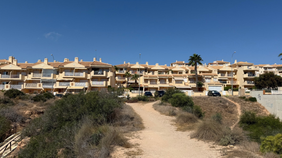 For sale - 3 Bedroom 2 Bathroom Apartment - Duplex in Orihuela - Orihuela Centro  - Alicante
