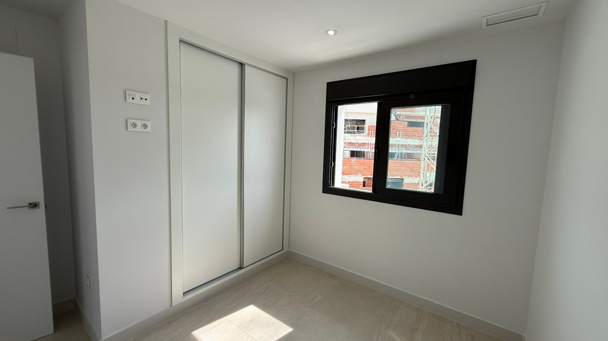 For sale - 2 Bedroom 1 Bathroom Apartment - Ground Floor Apartment in Torrevieja - Torrevieja Centro  - Alicante