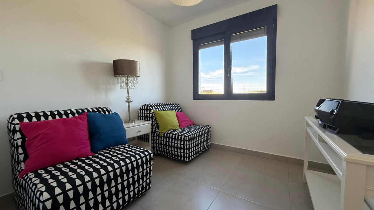 For sale - 2 Bedroom 1 Bathroom Apartment - Penthouse in Pilar de la Horadada - Pilar de la Horadada Centro  - Alicante