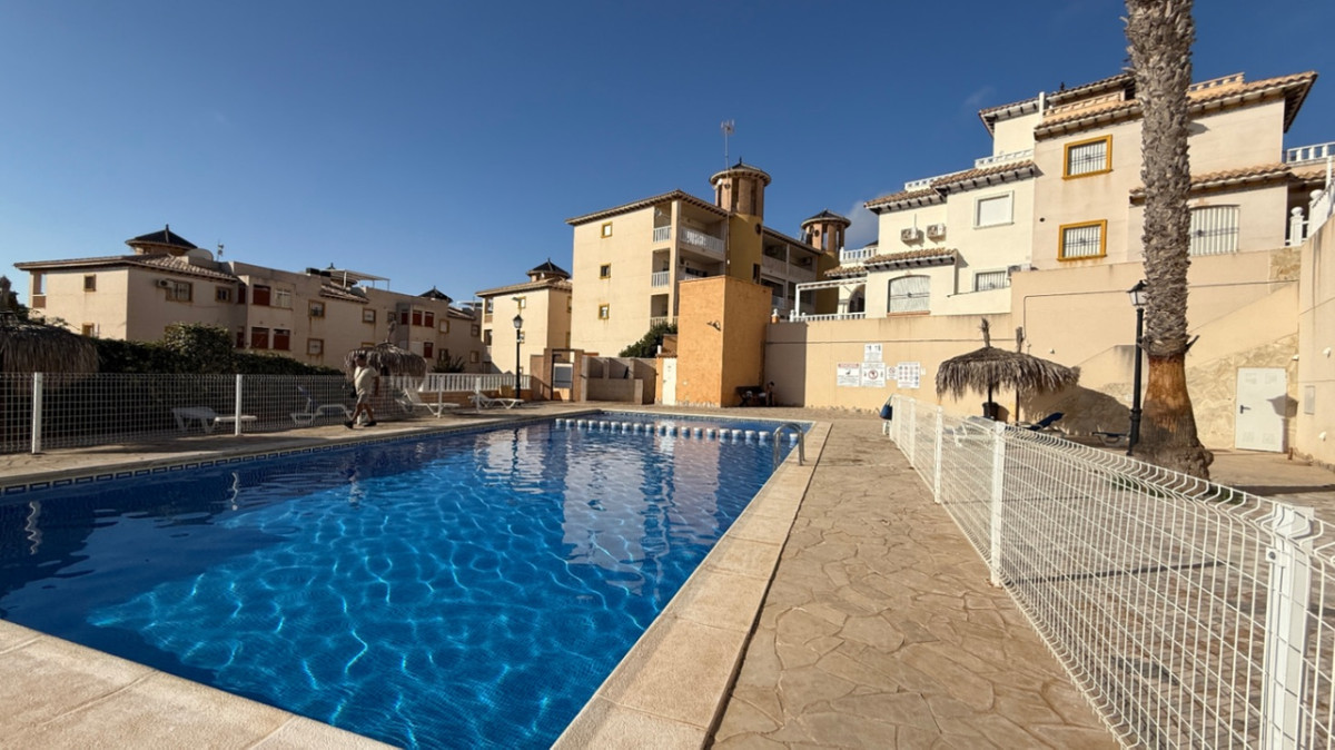 For sale - 2 Bedroom 1 Bathroom Apartment - Ground Floor Apartment in Orihuela - Orihuela Centro  - Alicante