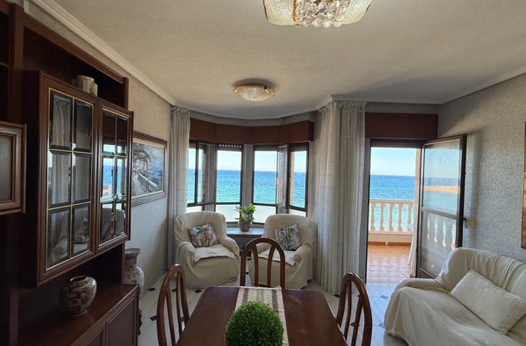 3 Bedroom 2 Bathroom Apartment - Ground Floor Apartment in Torrevieja