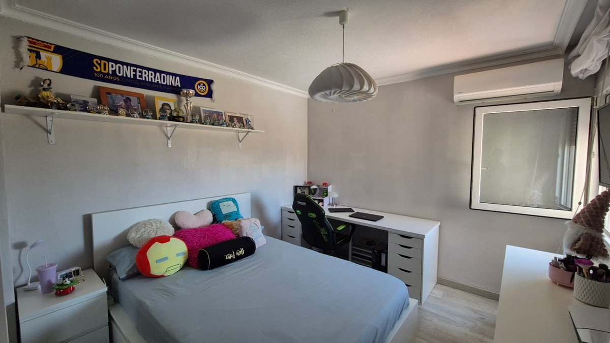 For sale - 3 Bedroom 2 Bathroom House - Townhouse in Torrevieja - Torrevieja Centro  - Alicante