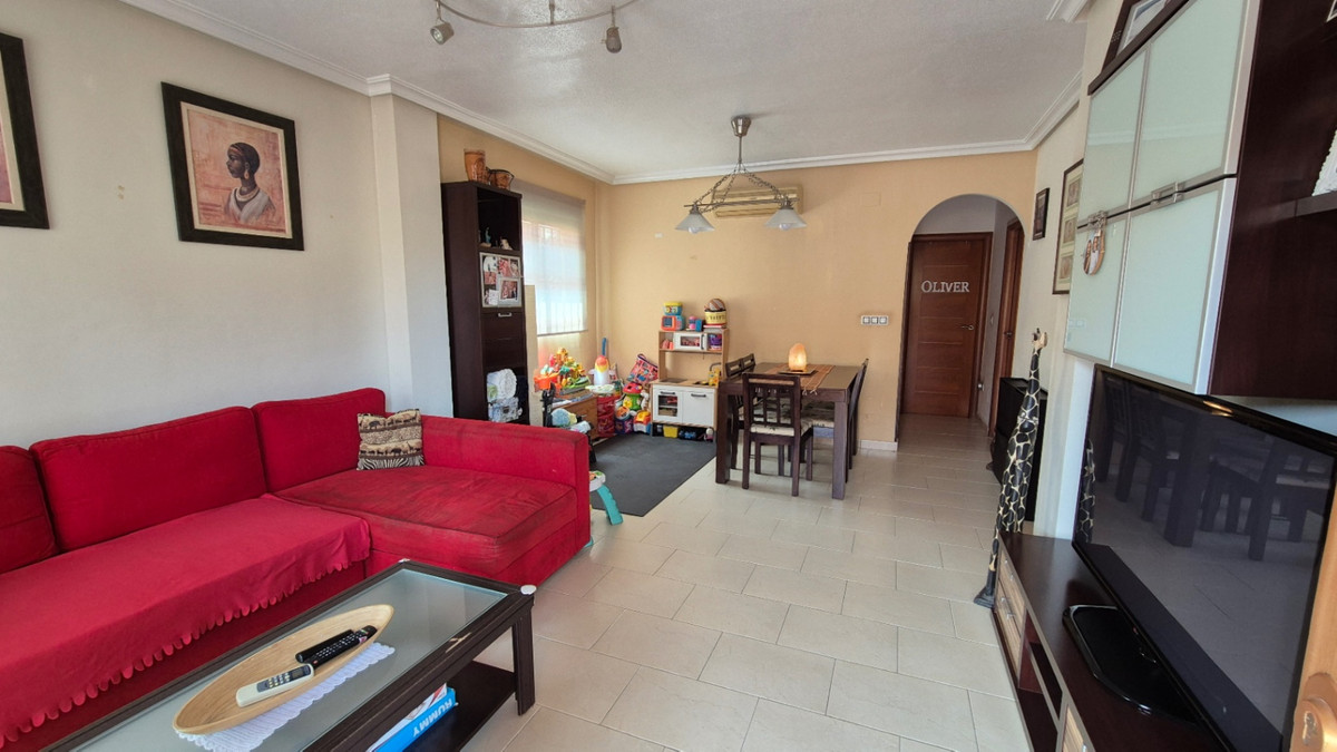 For sale - 2 Bedroom 2 Bathroom House - Detached Villa in Torrevieja - Torrevieja Centro  - Alicante