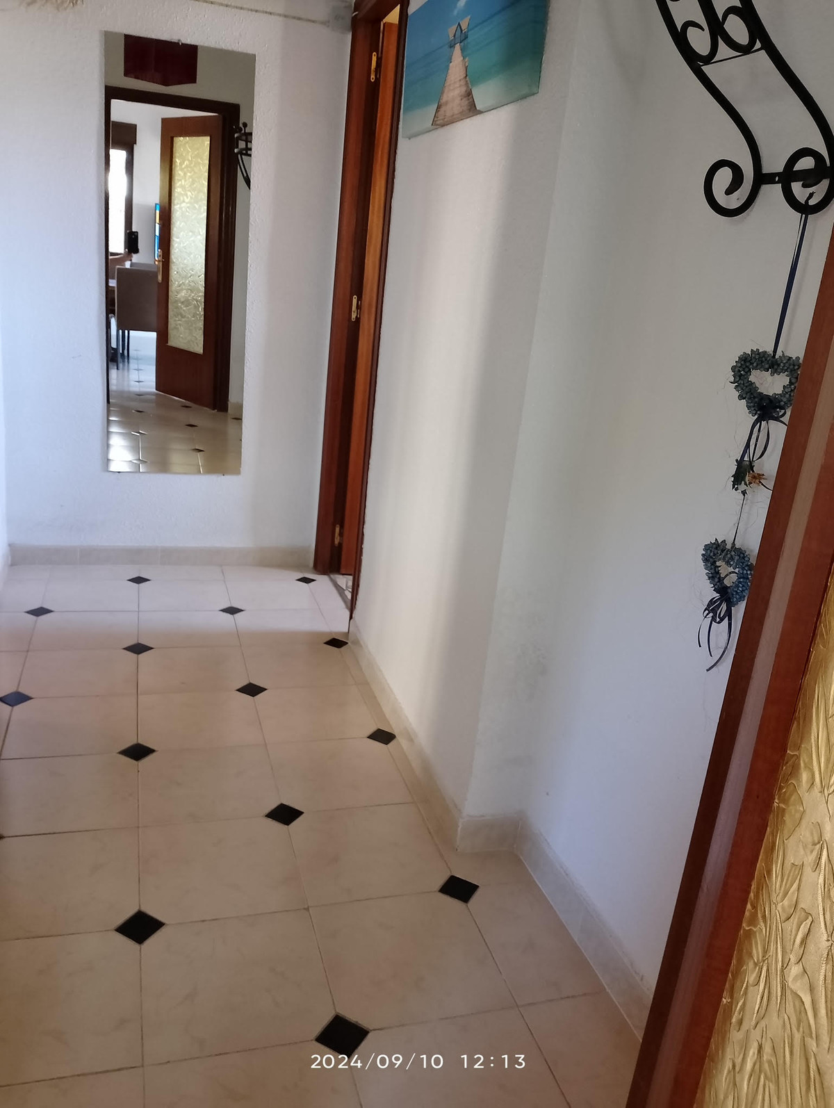 For sale - 7 Bedroom 2 Bathroom House - Detached Villa in Torrevieja - Torrevieja Centro  - Alicante