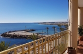 76-R5150260/76824, 3 Bedroom 2 Bathroom Apartment - Middle Floor Apartment in Torrevieja