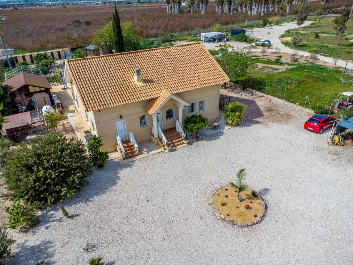 For sale - 5 Bedroom 3 Bathroom House - Finca - Cortijo in Crevillente - Crevillent - Crevillente - Crevillent Centro  - Alicante