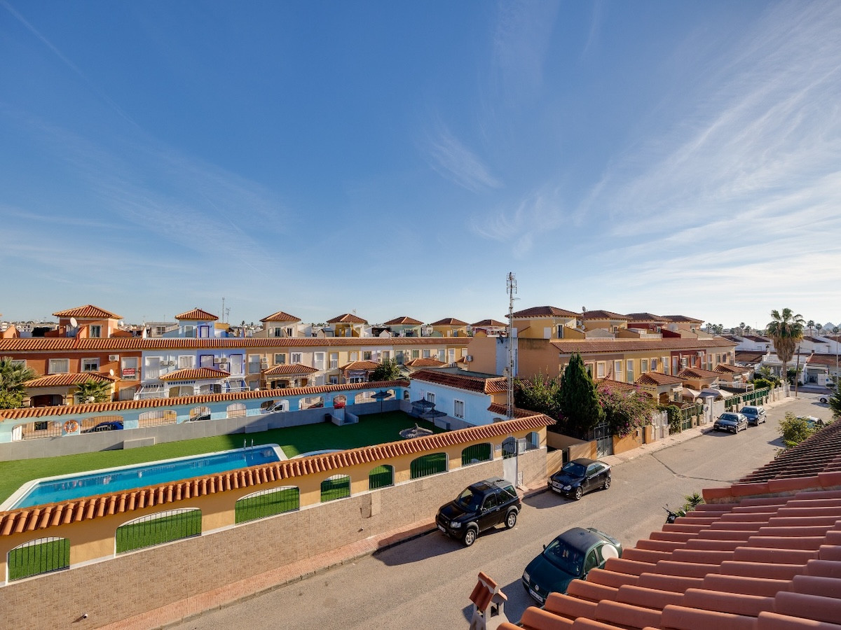 For sale - 2 Bedroom 2 Bathroom Townhouse in Torrevieja - Torrevieja - Alicante