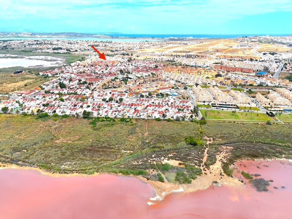 For sale - 2 Bedroom 2 Bathroom Townhouse in Torrevieja - Torrevieja - Alicante