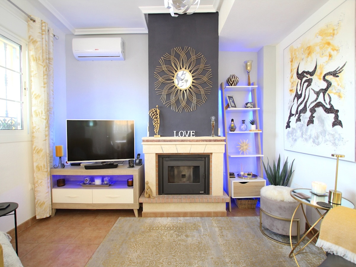 For sale - 3 Bedroom 2 Bathroom Detached Villa in El Raso - Guardamar del Segura Centro  - Alicante