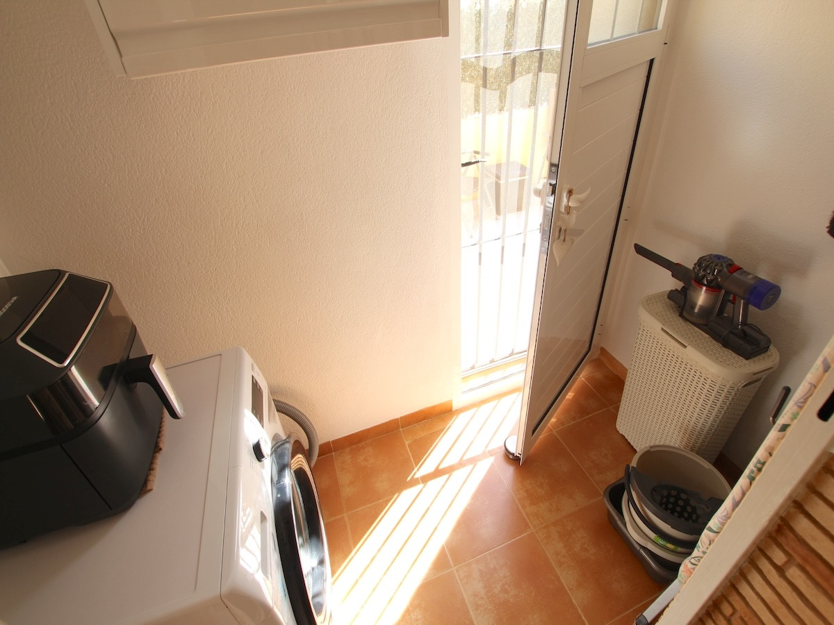 For sale - 3 Bedroom 2 Bathroom Detached Villa in El Raso - Guardamar del Segura Centro  - Alicante