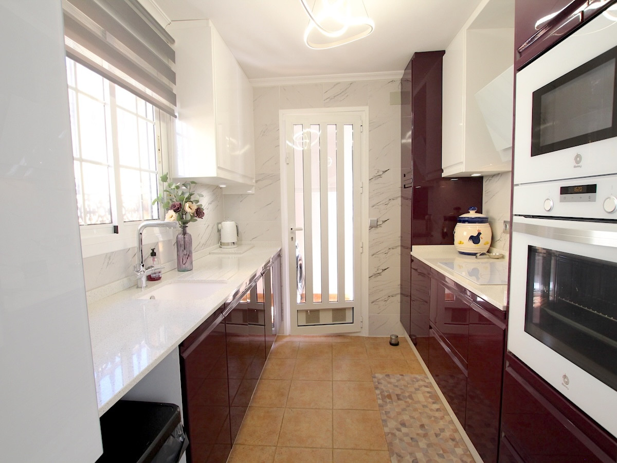 For sale - 3 Bedroom 2 Bathroom Detached Villa in El Raso - Guardamar del Segura Centro  - Alicante