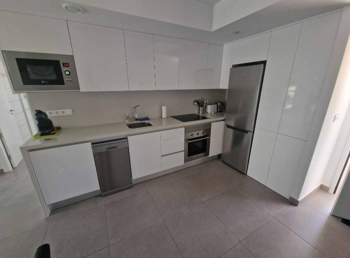 For sale - 2 Bedroom 2 Bathroom Apartment - Middle Floor Apartment in Orihuela - Villamartin  - Alicante