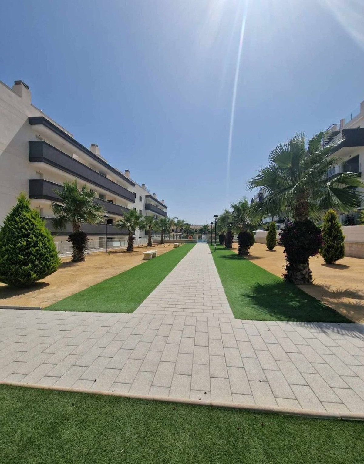 For sale - 2 Bedroom 2 Bathroom Apartment - Middle Floor Apartment in Orihuela - Villamartin  - Alicante