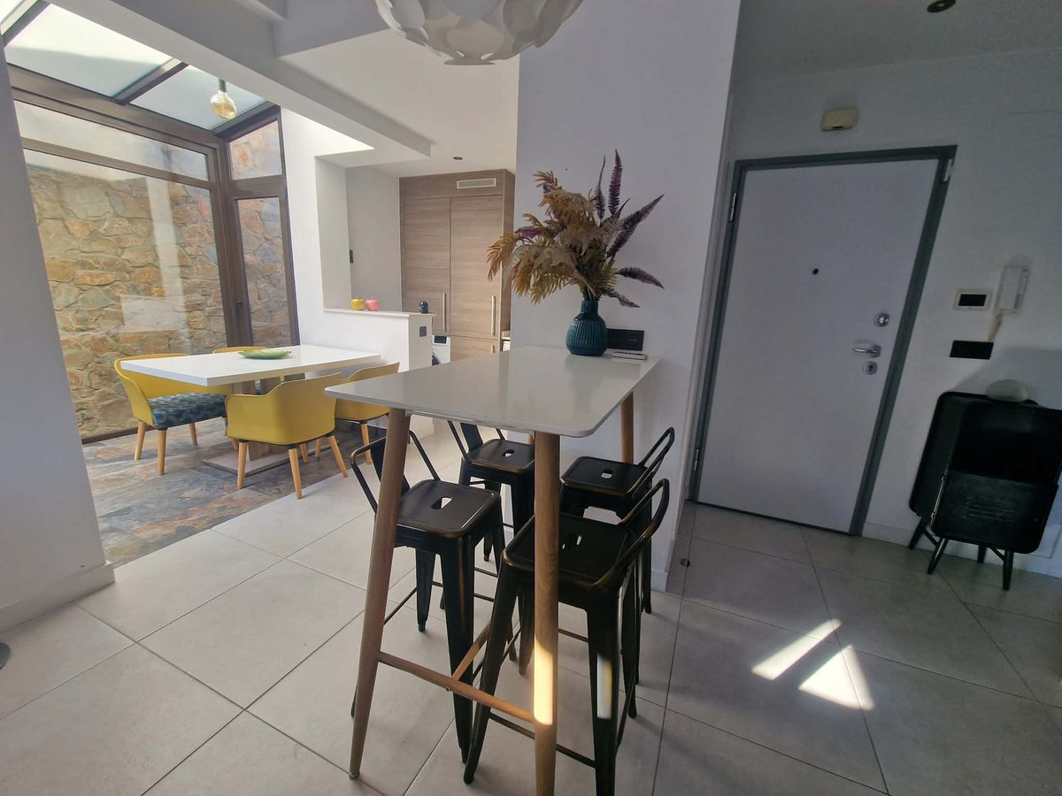 For sale - 2 Bedroom 1 Bathroom House - Detached Villa in Orihuela - Orihuela Centro  - Alicante