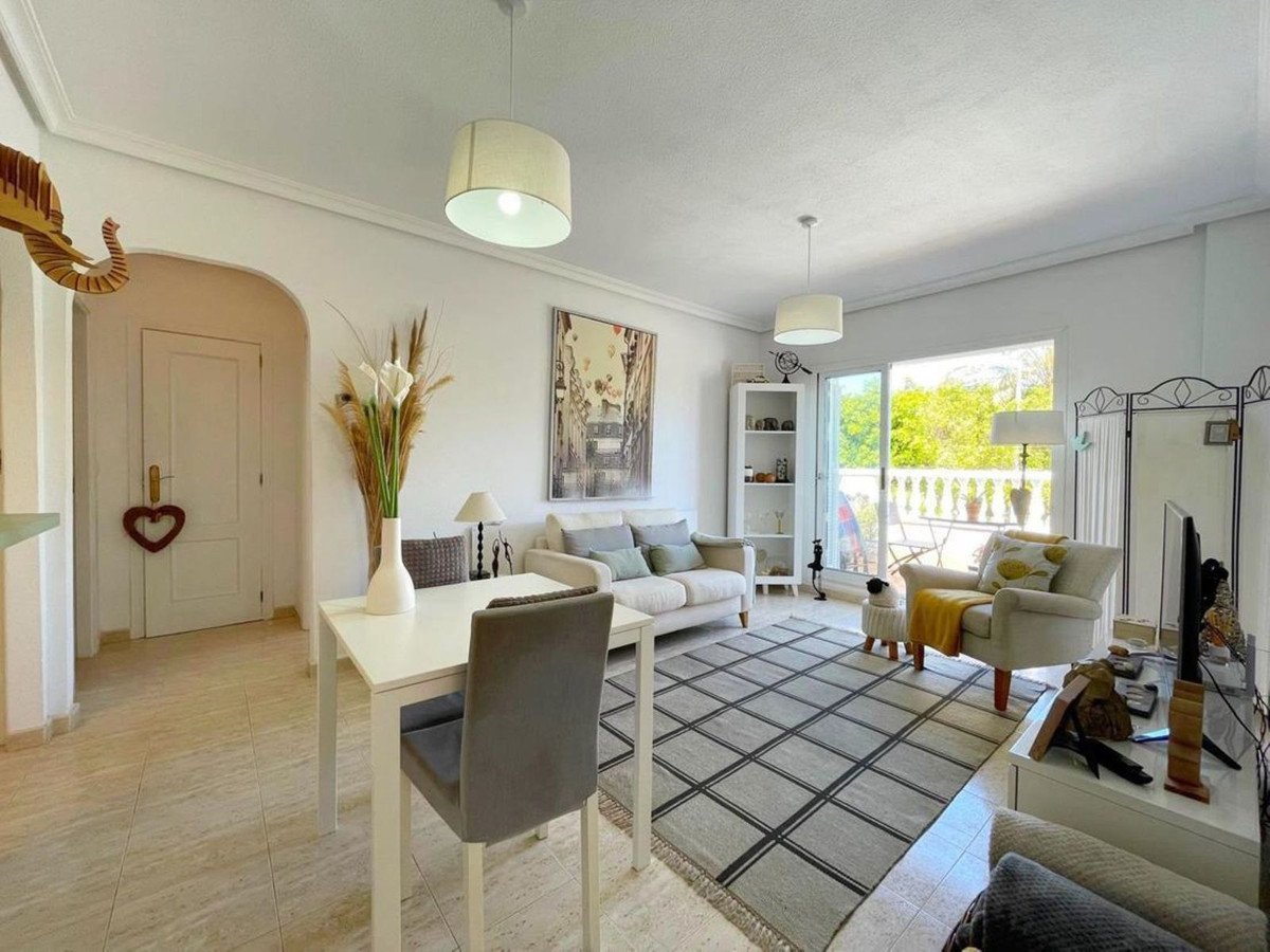 For sale - 1 Bedroom 1 Bathroom Apartment - Top Floor Apartment in Orihuela - Orihuela Costa  - Alicante