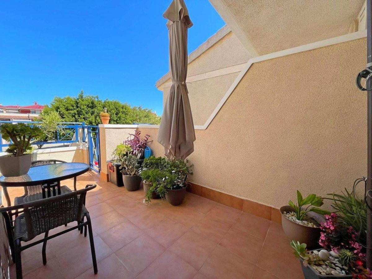 For sale - 1 Bedroom 1 Bathroom Apartment - Top Floor Apartment in Orihuela - Orihuela Costa  - Alicante