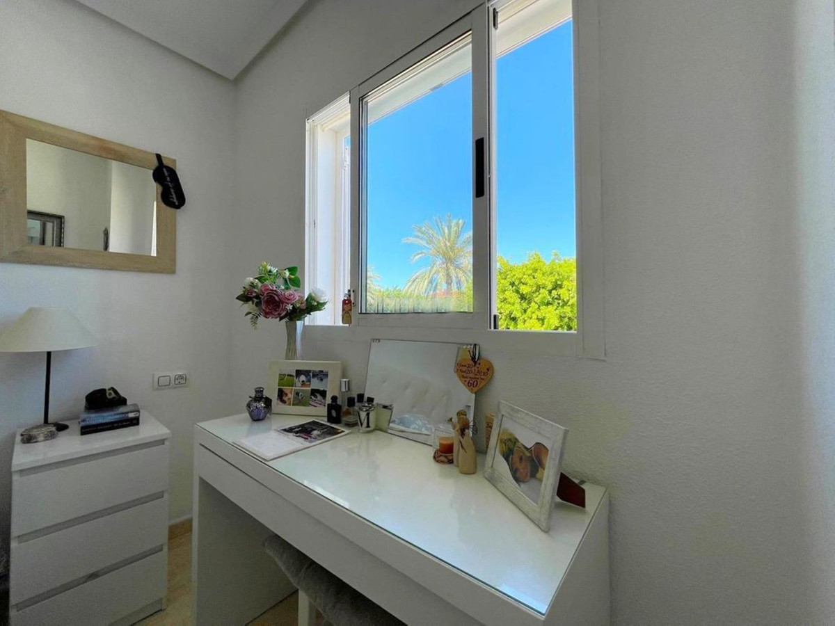 For sale - 1 Bedroom 1 Bathroom Apartment - Top Floor Apartment in Orihuela - Orihuela Costa  - Alicante
