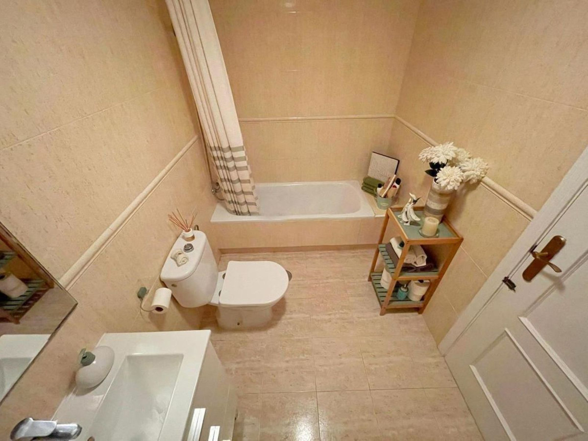 For sale - 1 Bedroom 1 Bathroom Apartment - Top Floor Apartment in Orihuela - Orihuela Costa  - Alicante