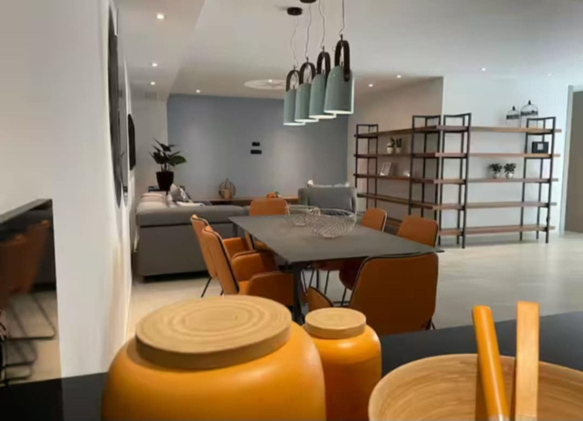 For sale - 5 Bedroom 3 Bathroom House - Detached Villa in Algorfa - Algorfa Centro  - Alicante