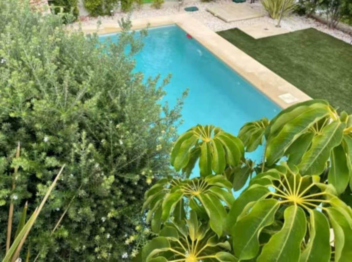 For sale - 5 Bedroom 3 Bathroom House - Detached Villa in Algorfa - Algorfa Centro  - Alicante