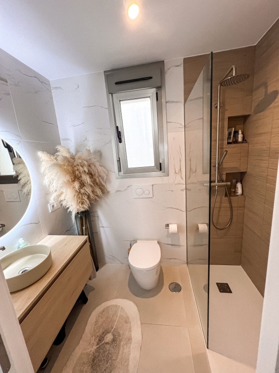 For sale - 4 Bedroom 3 Bathroom Villa in San Miguel de Salinas - Inland  - Alicante