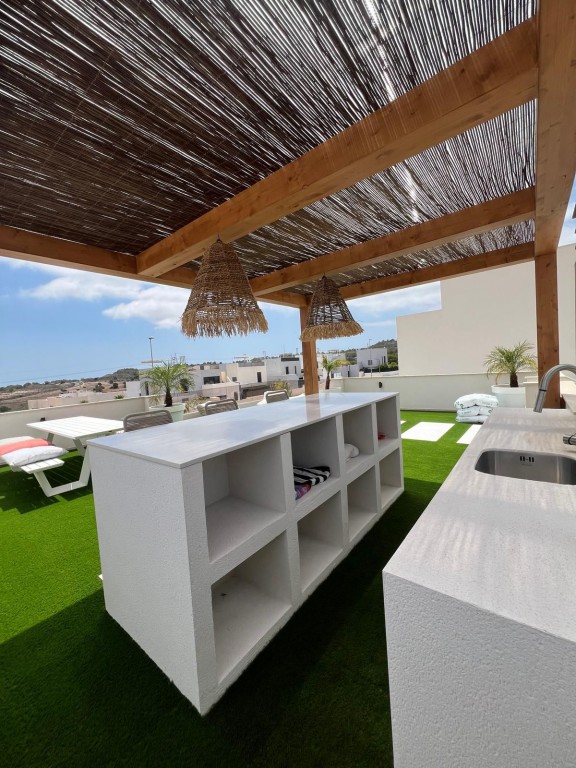 For sale - 4 Bedroom 3 Bathroom Villa in San Miguel de Salinas - Inland  - Alicante