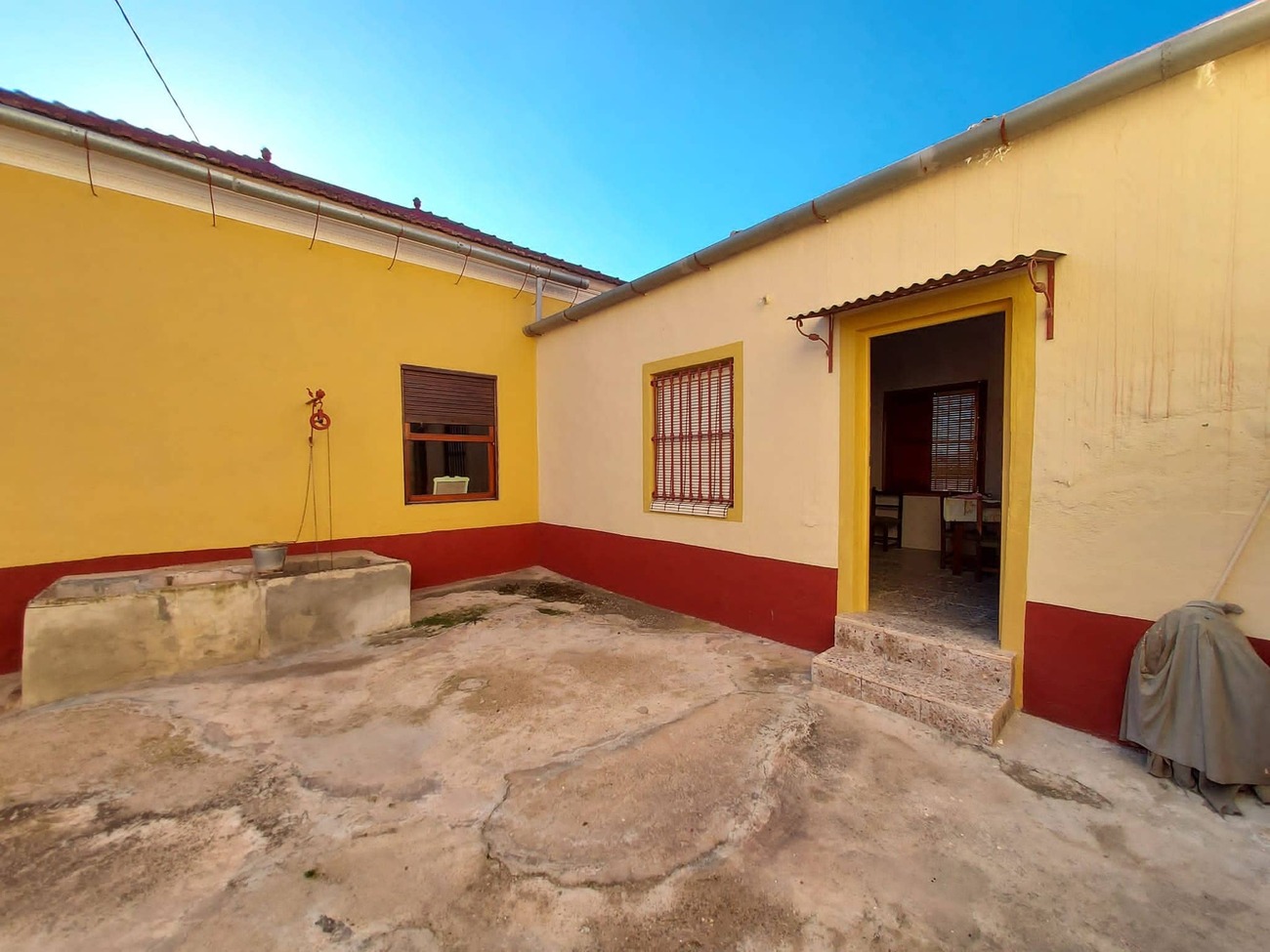 For sale - 4 Bedroom 1 Bathroom Country House in Orihuela - Desamparados  - Alicante