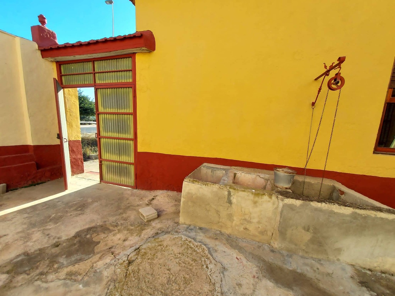 For sale - 4 Bedroom 1 Bathroom Country House in Orihuela - Desamparados  - Alicante