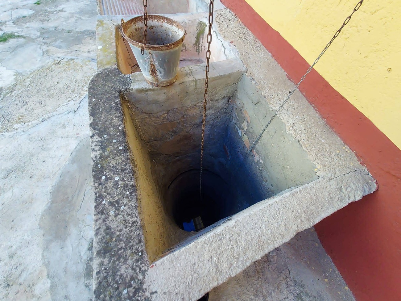 For sale - 4 Bedroom 1 Bathroom Country House in Orihuela - Desamparados  - Alicante