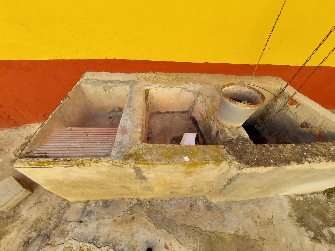 For sale - 4 Bedroom 1 Bathroom Country House in Orihuela - Desamparados  - Alicante