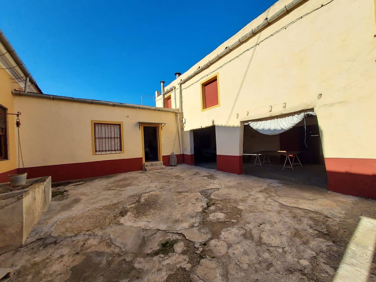 For sale - 4 Bedroom 1 Bathroom Country House in Orihuela - Desamparados  - Alicante