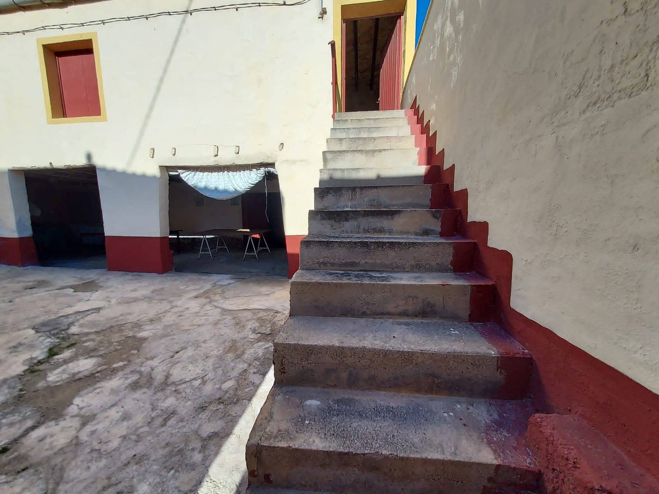 For sale - 4 Bedroom 1 Bathroom Country House in Orihuela - Desamparados  - Alicante