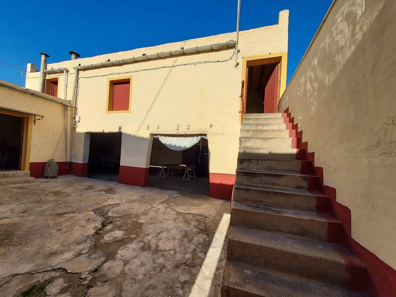 For sale - 4 Bedroom 1 Bathroom Country House in Orihuela - Desamparados  - Alicante