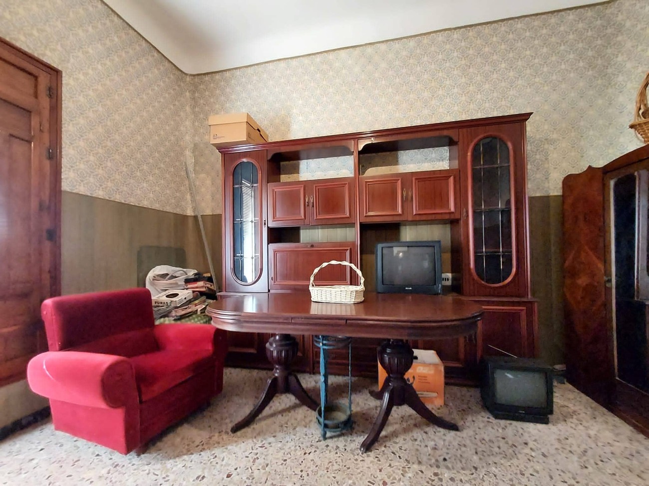 For sale - 4 Bedroom 1 Bathroom Country House in Orihuela - Desamparados  - Alicante