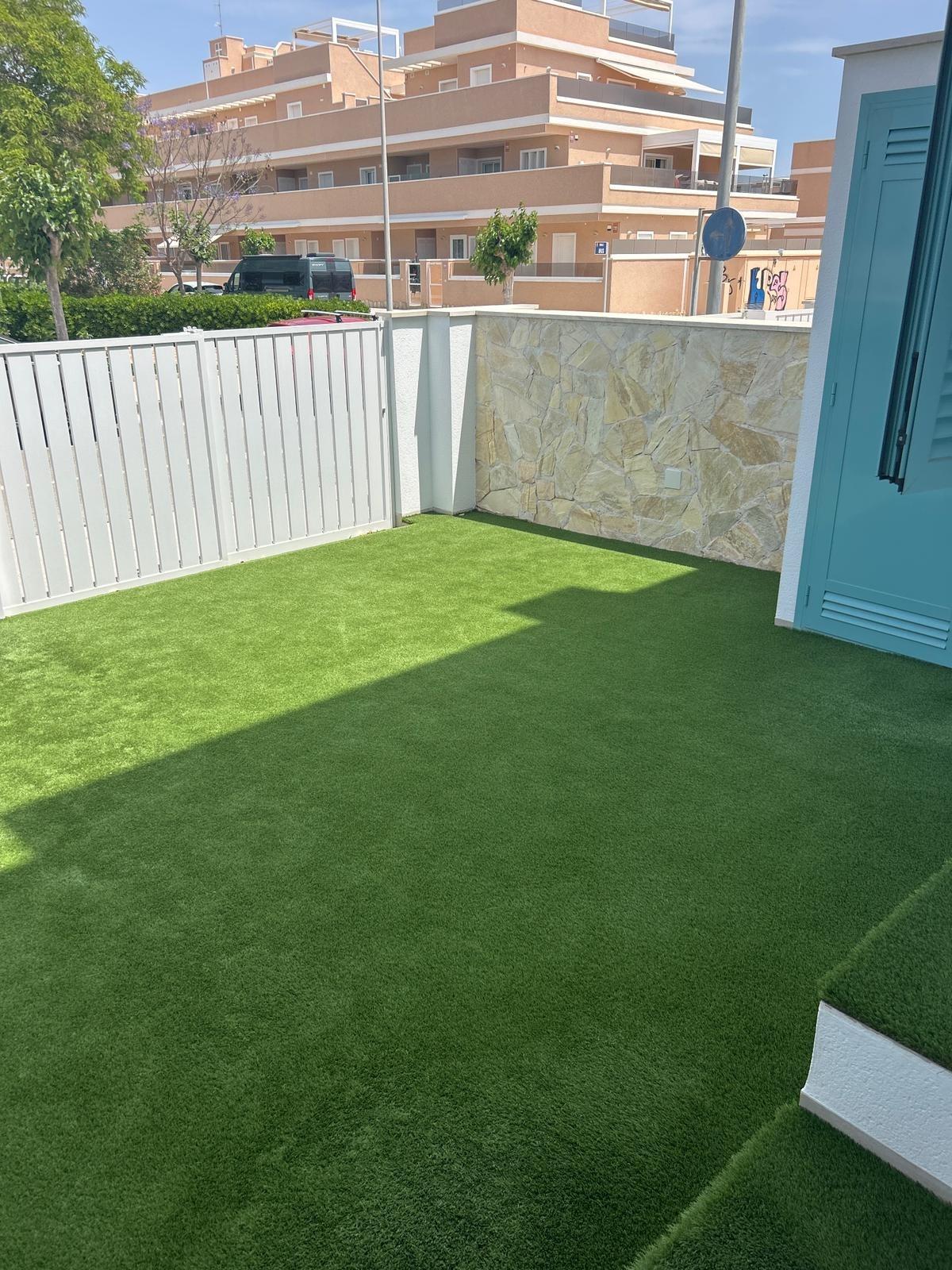 For sale - 3 Bedroom 2 Bathroom Bungalow in Pilar de La Horadada - El Mojón  - Alicante