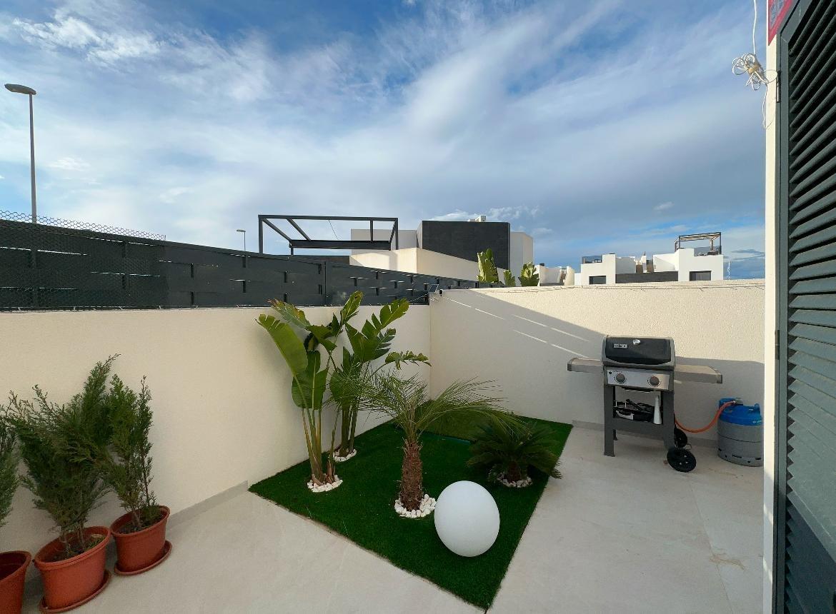 For sale - 2 Bedroom 2 Bathroom Villa in Benijofar - Benijófar  - Alicante