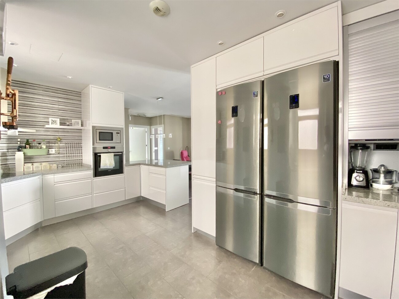 For sale - 4 Bedroom 3 Bathroom Penthouse Penthouse in Villamartin - Los Dolses  - Alicante