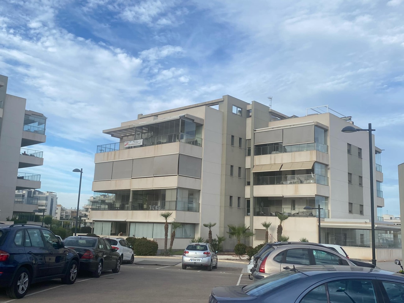 For sale - 4 Bedroom 3 Bathroom Penthouse Penthouse in Villamartin - Los Dolses  - Alicante