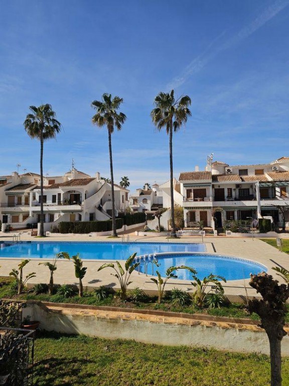 For sale - 2 Bedroom 1 Bathroom Bungalow in Pilar de La Horadada - Costa Blanca  - Alicante
