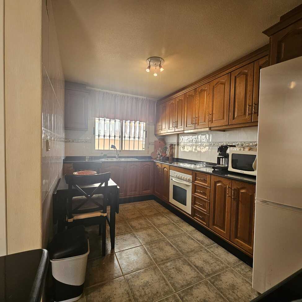 For sale - 3 Bedroom 2 Bathroom Villa in Guardamar del Segura - Campomar  - Alicante